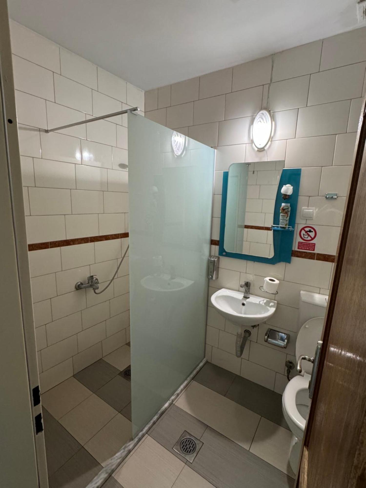 Hotel Yal Restaurant Tetovo Luaran gambar