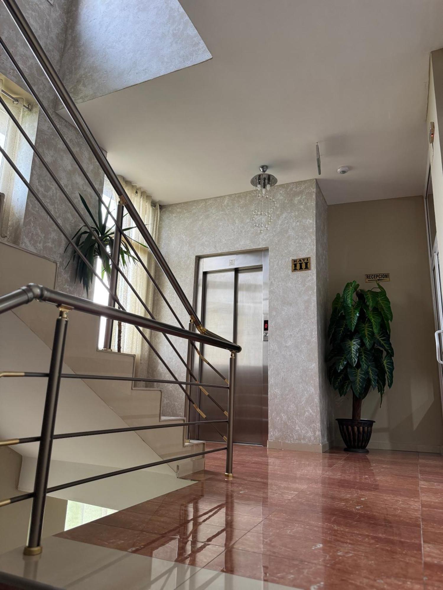Hotel Yal Restaurant Tetovo Luaran gambar